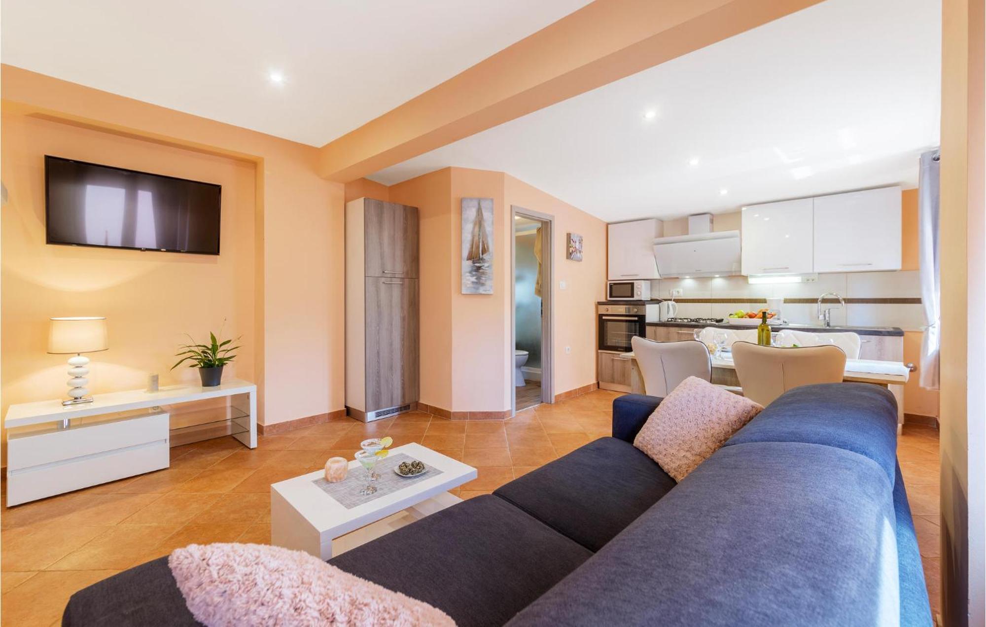 1 Bedroom Stunning Apartment In Pula Bagian luar foto