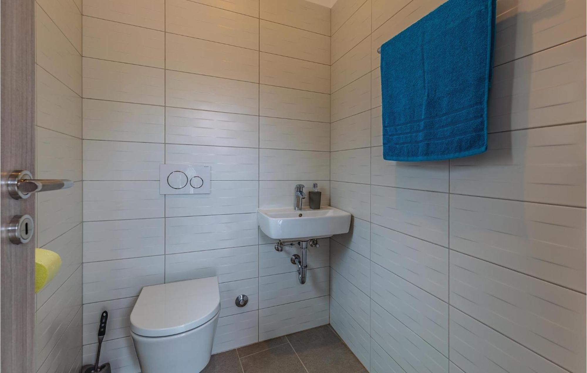 1 Bedroom Stunning Apartment In Pula Bagian luar foto